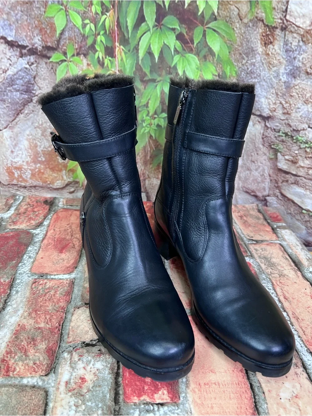 BLONDO Black Leather AquaProtect Watertight Shearling Lined Heeled Boots, 10